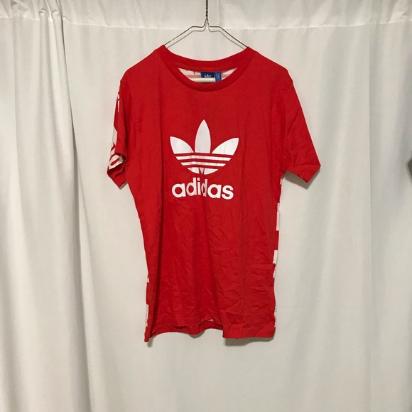 adidas Tops - Women’s Adidas T-shirt